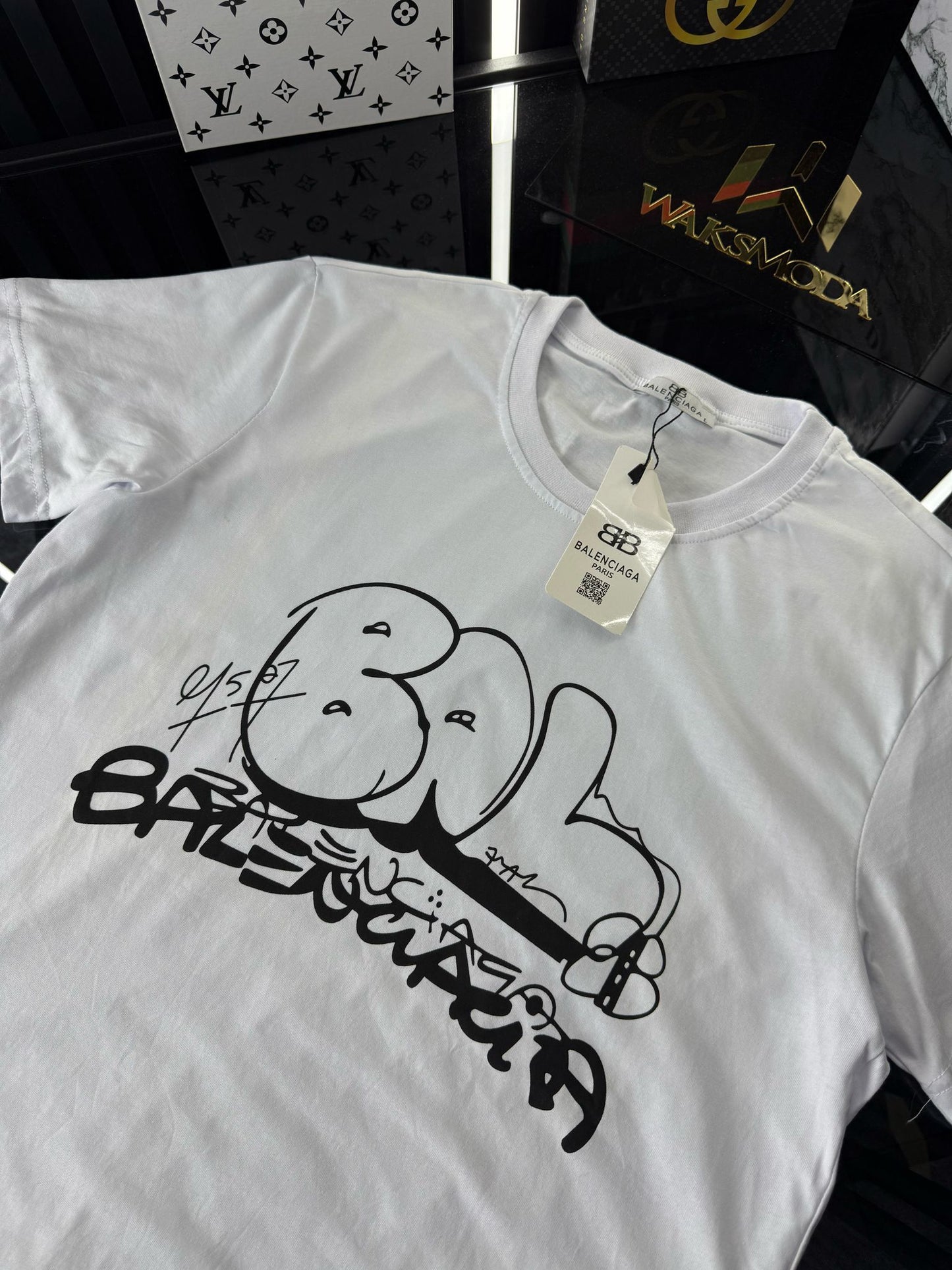BLNCG Beyaz Bisiklet Yaka Tshirt